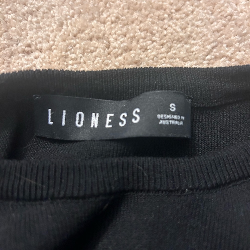 PRINCESS POLLY LIONESS DRESS - Picture 5 of 5